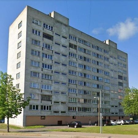 Hero Avenue Apartment Narva Bagian luar foto