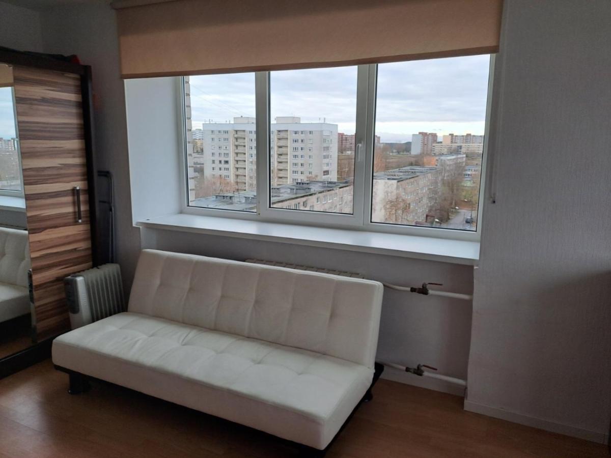 Hero Avenue Apartment Narva Bagian luar foto